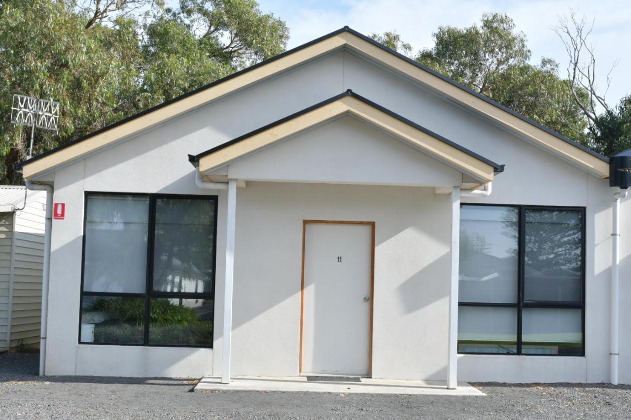 A1 Motels And Apartments Port Fairy Exterior photo