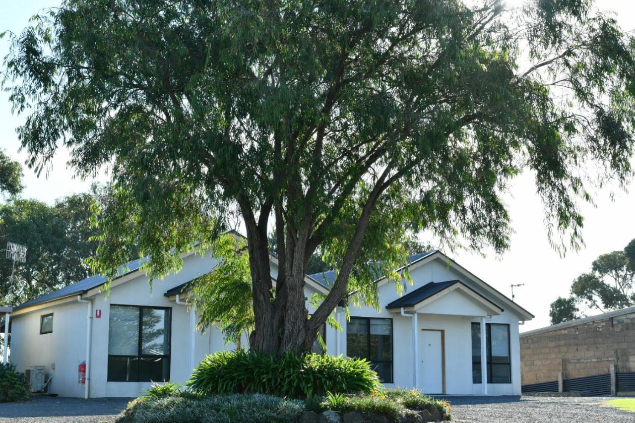 A1 Motels And Apartments Port Fairy Exterior photo