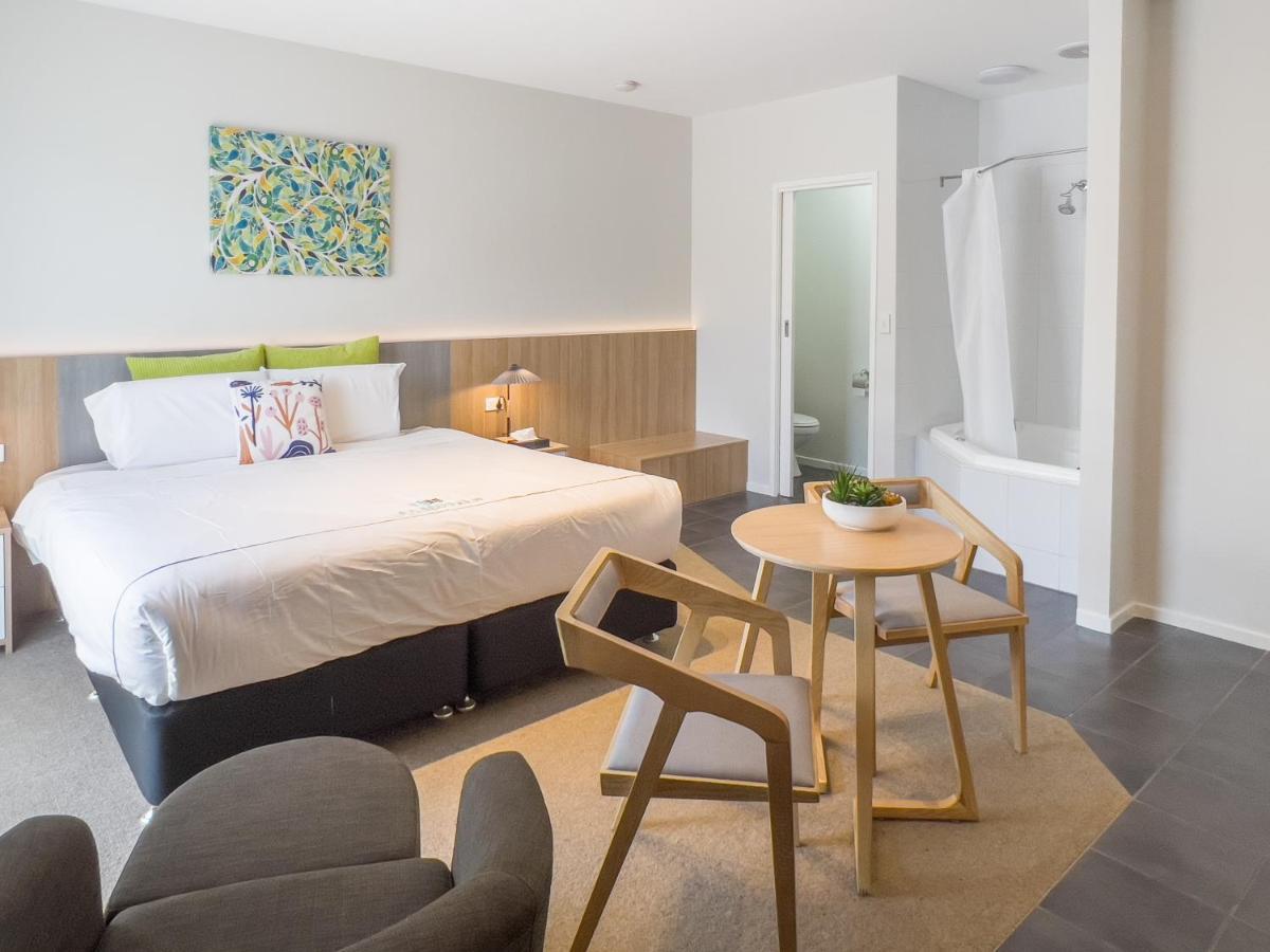 A1 Motels And Apartments Port Fairy Exterior photo