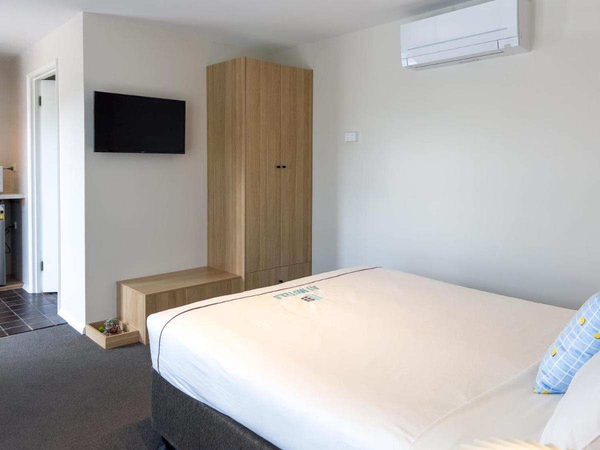 A1 Motels And Apartments Port Fairy Exterior photo