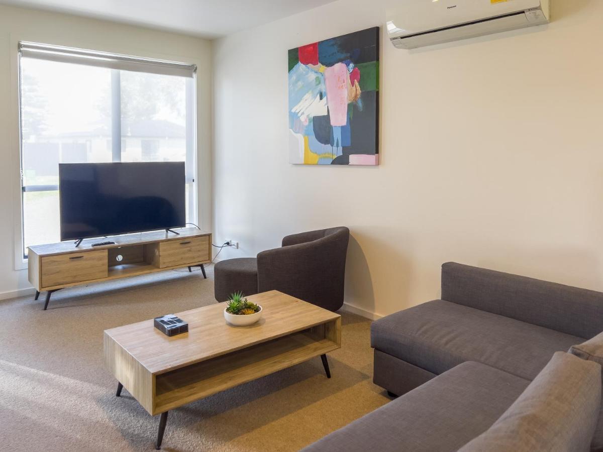 A1 Motels And Apartments Port Fairy Exterior photo