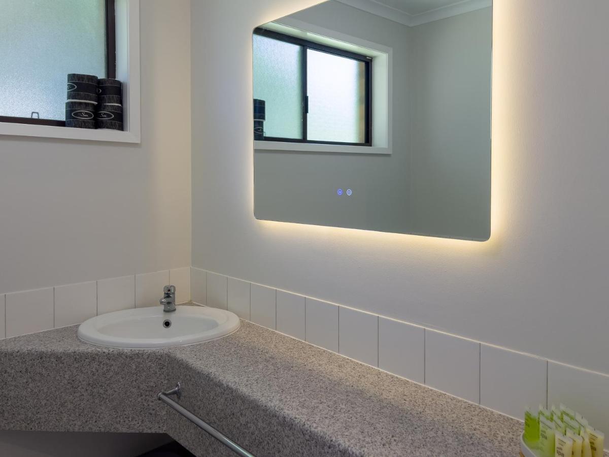 A1 Motels And Apartments Port Fairy Exterior photo